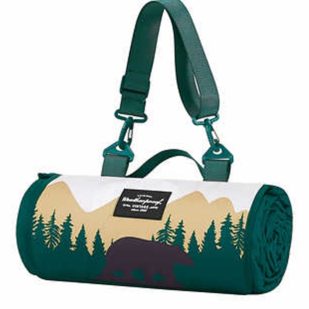 (Ew)Weatherproof vintage outdoor bear packable blanket